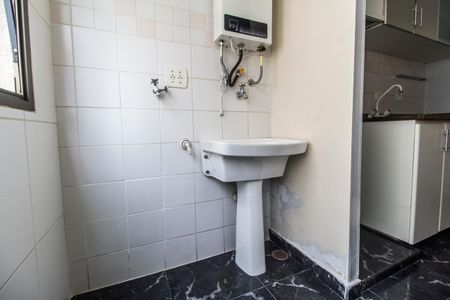 Apartamento para alugar com 60m², 2 quartos e 1 vagaÁrea de Serviço