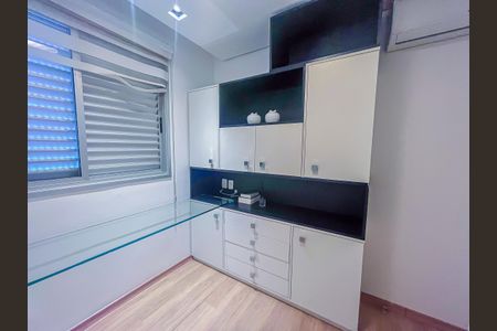 Quarto 1 de apartamento para alugar com 3 quartos, 91m² em Lourdes, Belo Horizonte
