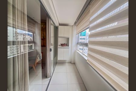 Varanda de apartamento para alugar com 3 quartos, 91m² em Lourdes, Belo Horizonte