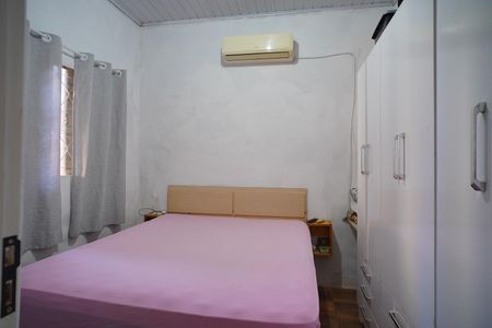 Casa à venda com 45m², 1 quarto e 2 vagasQuarto 