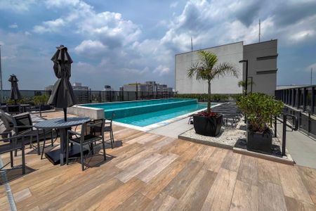 Apartamento à venda com 33m², 1 quarto e sem vagaPiscina