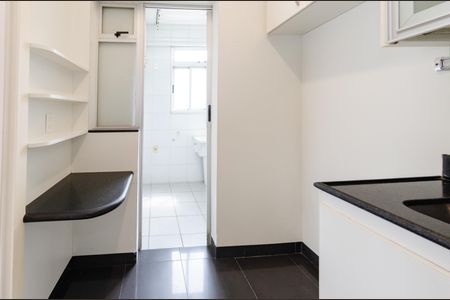 Apartamento para alugar com 77m², 2 quartos e 2 vagasCozinha