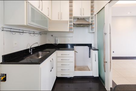 Apartamento para alugar com 77m², 2 quartos e 2 vagasCozinha