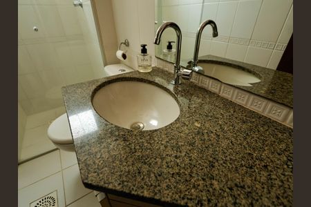 Apartamento à venda com 125m², 3 quartos e 2 vagasBanheiro 1