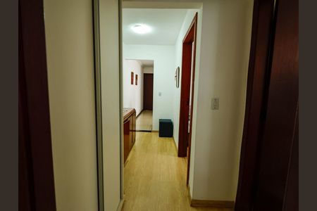 Apartamento à venda com 125m², 3 quartos e 2 vagasCorredor