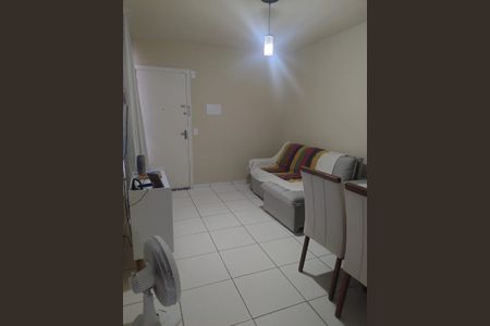 Sala de jantar de apartamento para alugar com 2 quartos, 49m² em Jardim Gramacho, Duque de Caxias