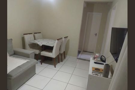 Sala de apartamento para alugar com 2 quartos, 49m² em Jardim Gramacho, Duque de Caxias