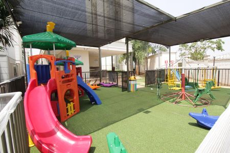 Apartamento para alugar com 43m², 2 quartos e 1 vagaÁrea comum - Playground