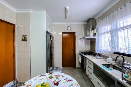 Apartamento à venda com 142m², 3 quartos e 2 vagasCozinha