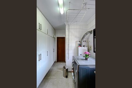 Apartamento à venda com 142m², 3 quartos e 2 vagasÁrea de Serviço