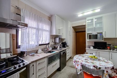 Apartamento à venda com 142m², 3 quartos e 2 vagasCozinha