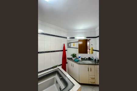 Apartamento à venda com 142m², 3 quartos e 2 vagasBanheiro da Suíte