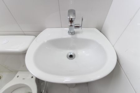 Studio para alugar com 35m², 1 quarto e sem vaga Studio para alugar com 35m², 1 quarto e sem vagaBanheiro