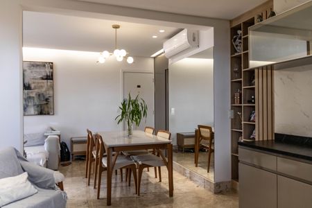 Apartamento para alugar com 142m², 2 quartos e 2 vagasSala