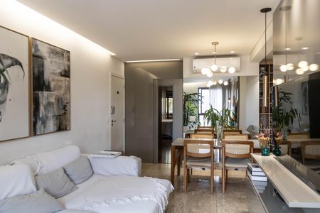 Apartamento para alugar com 142m², 2 quartos e 2 vagasSala