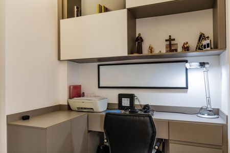 Apartamento para alugar com 142m², 2 quartos e 2 vagasEscritório