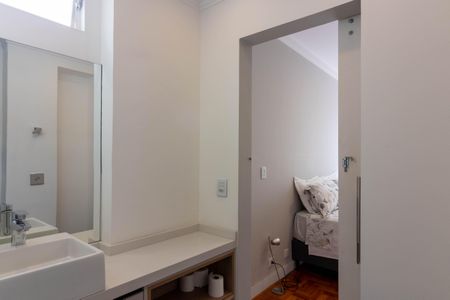 Apartamento à venda com 135m², 3 quartos e 1 vagaBanheiro da Suíte