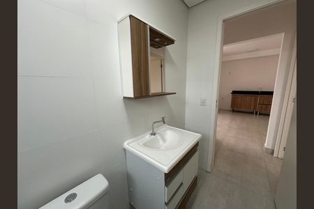 Apartamento para alugar com 60m², 2 quartos e 1 vaga Apartamento para alugar com 60m², 2 quartos e 1 vagaBanheiro