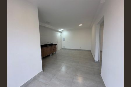 Sala de apartamento para alugar com 2 quartos, 60m² em Outeiro de São Fernando, Barueri