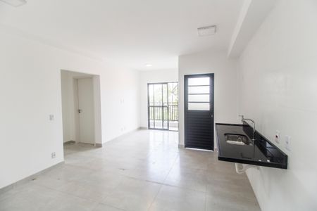 Sala  de apartamento para alugar com 2 quartos, 60m² em Outeiro de São Fernando, Barueri