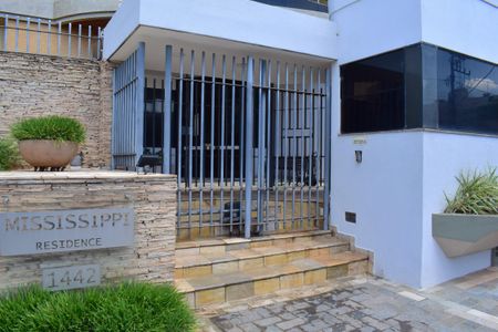 Fachada e portaria de apartamento para alugar com 2 quartos, 124m² em Centro, Ribeirão Preto