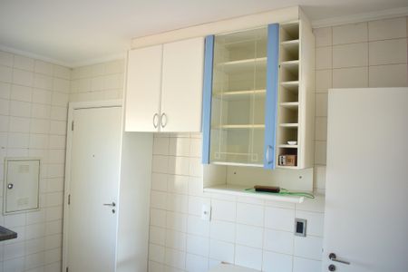 Apartamento para alugar com 124m², 2 quartos e 2 vagasCozinha - Armários