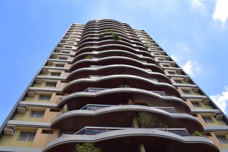 Apartamento para alugar com 124m², 2 quartos e 2 vagasFachada do Prédio