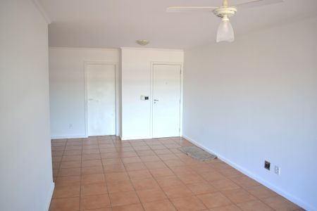 Apartamento para alugar com 124m², 2 quartos e 2 vagasSala