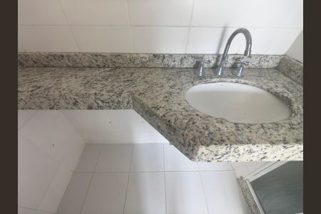 Apartamento para alugar com 65m², 3 quartos e 1 vaga