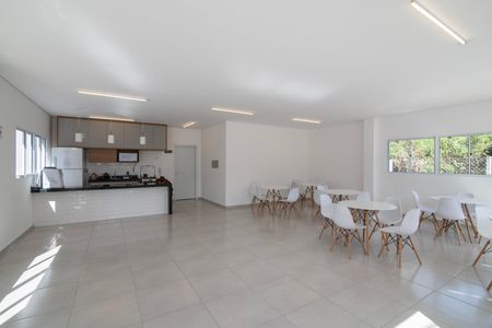 Apartamento para alugar com 54m², 2 quartos e 2 vagas Apartamento para alugar com 54m², 2 quartos e 2 vagasÁrea Comum - Salão de Festas