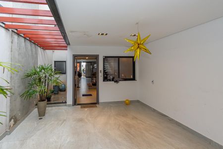 Casa para alugar com 248m², 3 quartos e 2 vagasGaragem 