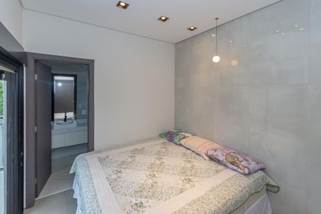 Casa para alugar com 248m², 3 quartos e 2 vagasSuite 