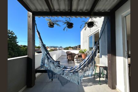 Apartamento para alugar com 100m², 3 quartos e 1 vagaVaranda