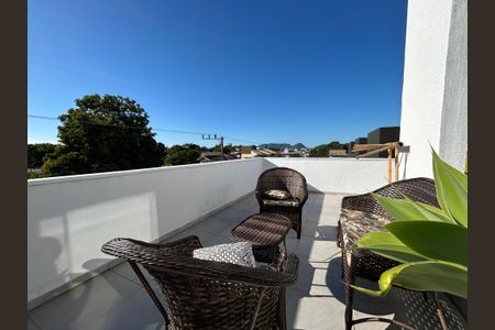 Apartamento para alugar com 100m², 3 quartos e 1 vagaVaranda