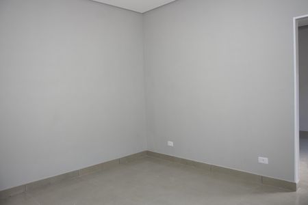 Apartamento para alugar com 2 quartos, 60m² em Jardim Santo Eduardo, Embu das Artes