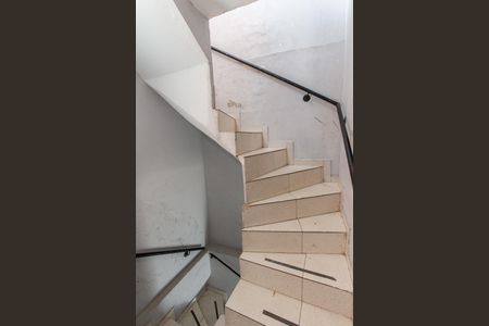 Apartamento para alugar com 45m², 1 quarto e sem vagaEscada