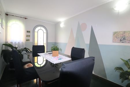 Casa à venda com 111m², 2 quartos e 2 vagasHall de entrada