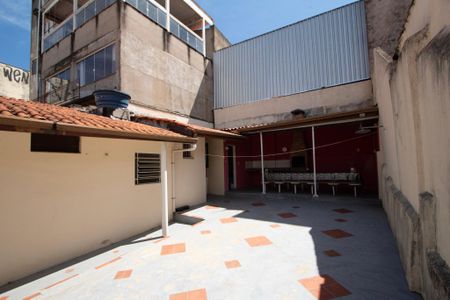 Casa para alugar com 185m², 4 quartos e 1 vagaQuintal 