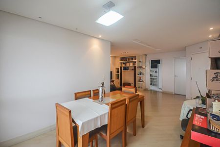 Apartamento à venda com 130m², 3 quartos e 2 vagasSala