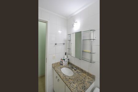 Apartamento à venda com 130m², 3 quartos e 2 vagasBanheiro da Suíte