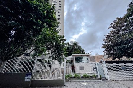Apartamento à venda com 48m², 2 quartos e 1 vagaFachada - Plaquinha