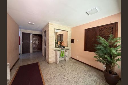 Apartamento à venda com 55m², 2 quartos e 1 vagaHall