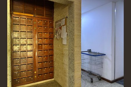 Apartamento à venda com 55m², 2 quartos e 1 vagaHall