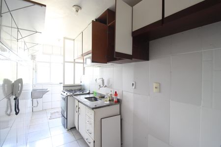 Apartamento à venda com 55m², 2 quartos e 1 vagaCozinha