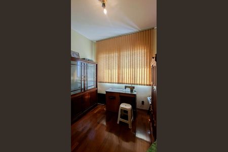 Apartamento à venda com 157m², 5 quartos e 1 vaga Apartamento à venda com 157m², 5 quartos e 1 vagaQuarto 2