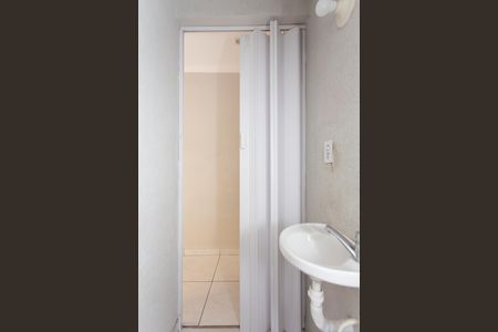 Casa de condomínio à venda com 75m², 2 quartos e 1 vagaLavabo 