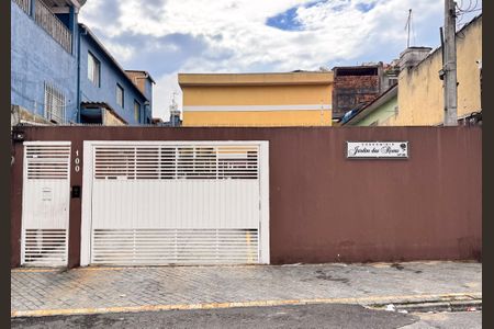Casa de condomínio à venda com 75m², 2 quartos e 1 vagaFachada 