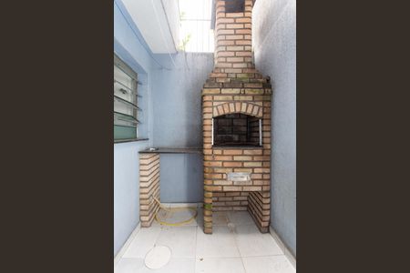 Casa de condomínio à venda com 75m², 2 quartos e 1 vagaÁrea de Serviço - Churrasqueira 