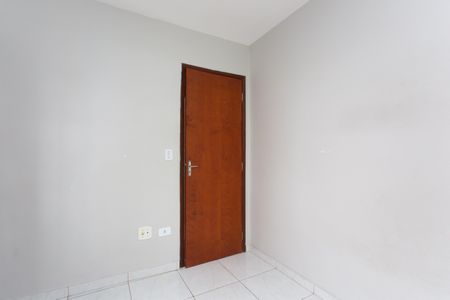 Suíte 1  de casa de condomínio à venda com 2 quartos, 75m² em Vila Carmosina, São Paulo