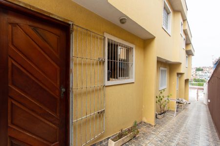 Casa de condomínio à venda com 75m², 2 quartos e 1 vagaEntrada 